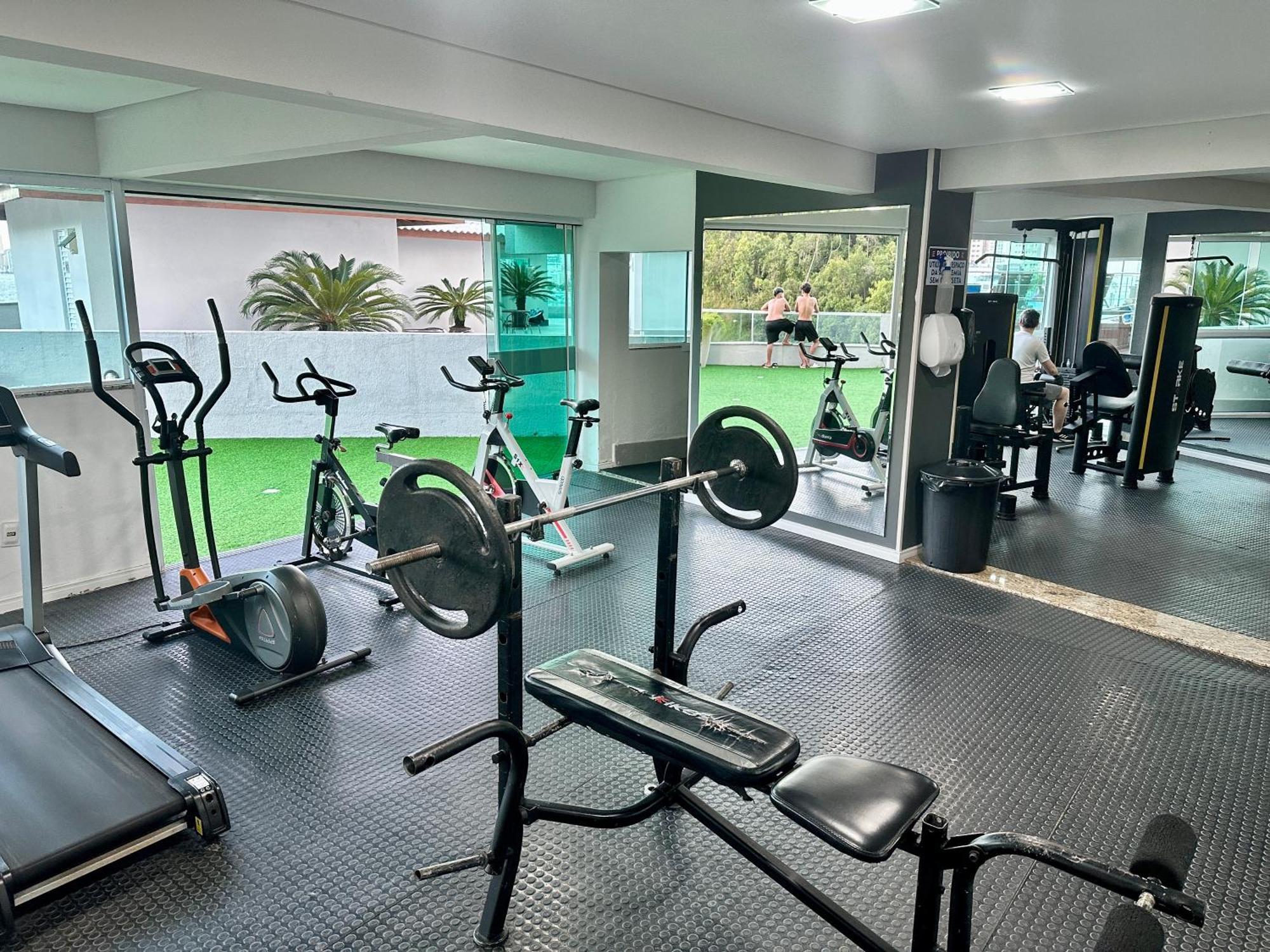 Roda Gigante, Garagem E Piscina Balneário Camboriú Exterior foto