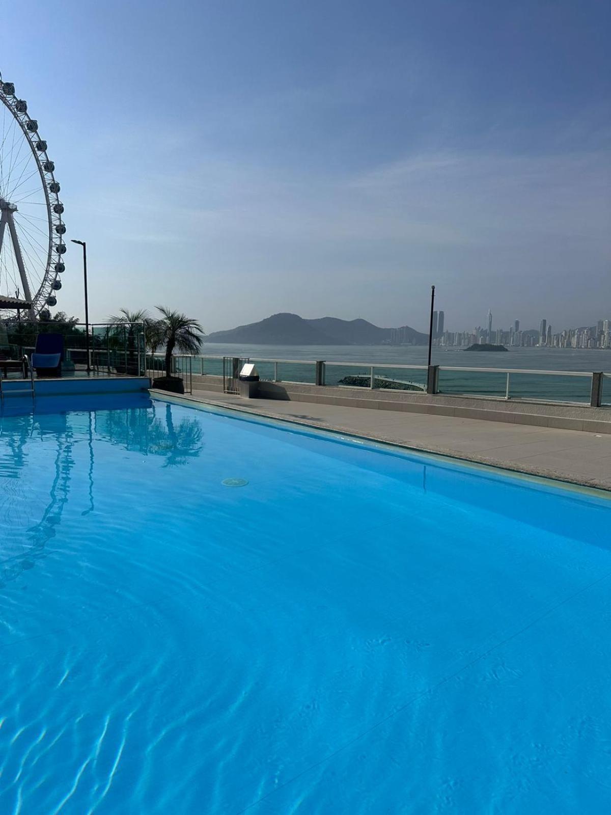 Roda Gigante, Garagem E Piscina Balneário Camboriú Exterior foto